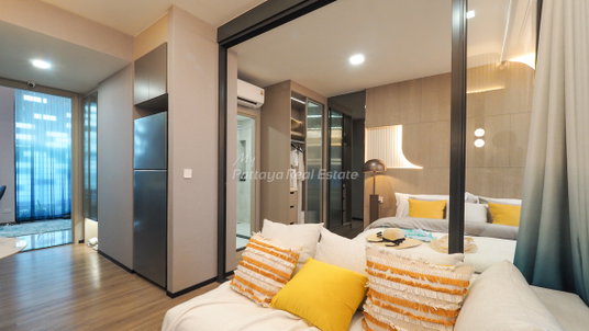 🛏️ 1 ห้องนอน - 🛁 1 ห้องน้ำ - 🏙️ Pool View - 🌏 ชื่อชาวต่างชาติ - 🏢 Aquarous Jomtien Pattaya - รหัส: AQR06