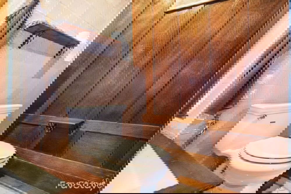 รูป ขายบ้านทรงไทย 5หลังในพื้นที่ อยู่ลาดพร้าว ซอยโชคชัย4 1ราคานี้หายากสำหรับเนื้อที่ 164 ตรว 6นอน6น้ำ  แอร์ 7 ตัว ราคาดีมาก - รูปที่ 12/30