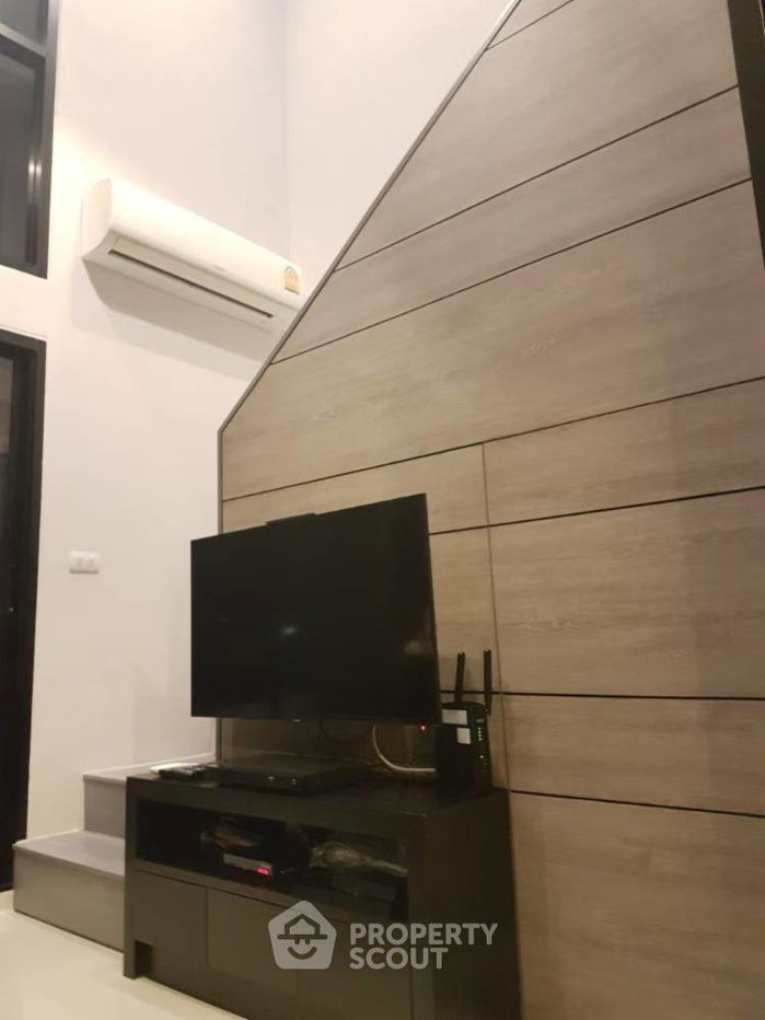 picture 1-BR Condo at L Loft Ratchada 19 near MRT Ratchadaphisek (ID 751760) - 9/21