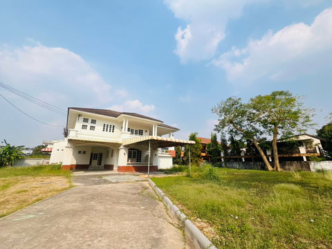 ปล่อยเช่า บ้านนนทบุรี 2ชั้น พร้อมที่ดินเปล่า