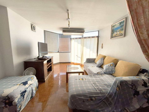 For sale 1 unit, Royal Beach Condominium, 12th floor, next to Chao Samran Beach – 2 bedrooms, 1 bathroom, 88 Sq.m.