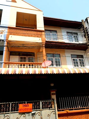 ทาวน์โฮม ม.สวนดุสิต : ขายทาว์นเฮ้าส์ 3 ชั้น ขนาด 90 ตร.ม. 4ห้องนอน + แอร์  2ห้องน้ำ พื้นที่ใช้สอย 270 ตร.ม.