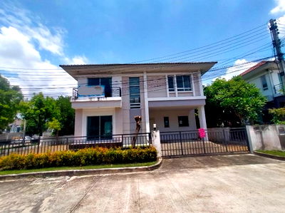 บ้านเดี่ยว ถนนรังสิต-นครนายก : K00505 ขายบ้านเดี่ยว หมู่บ้าน ไลฟ์ บางกอก บูเลอวาร์ด รังสิต-คลอง3 ตำบลประชาธิปัตย์ อำเภอธัญบุรี ปทุมธานี