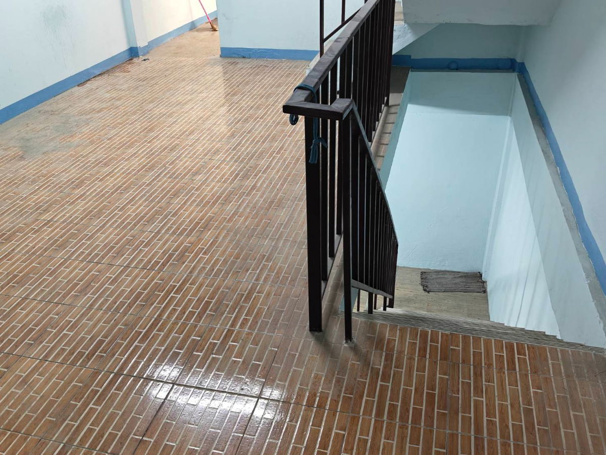 รูป ขายด่วนถูกมาก อาคารพาณิชย์ 6ชั้น 5นอน 6น้ำ 15.5ตรว. ย่านชุมชน ทำเลดีมีศักยภาพ เดินทางสะดวก - รูปที่ 7/17