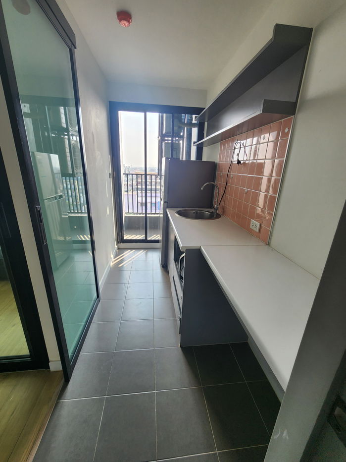 รูป 🚩ให้เช่า​ attitude​ BU 9,000/ เดือน​ ห้อง​ 28 ตรม.ตึก​ C​ ชั้น​ 7 ห้องมุมส่วนตัวไม่ไกลลิฟต์ - รูปที่ 7/13