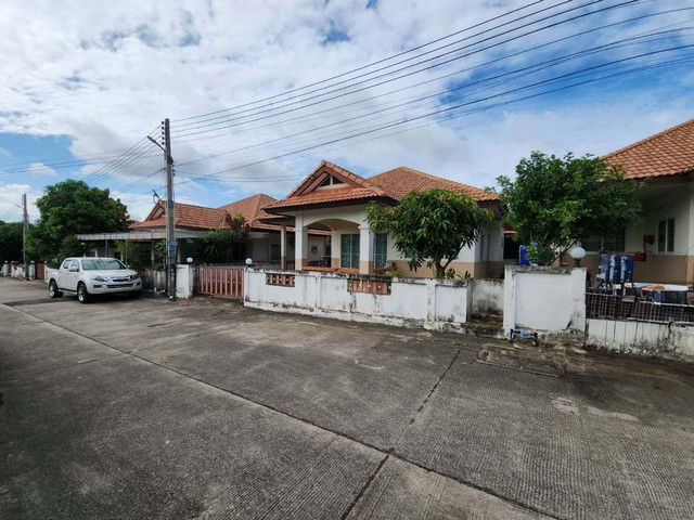 รูป B13777 ขายบ้านเดี่ยว หมู่บ้านแผ่นดินทอง ลิฟวิ่งโฮม ระยอง - รูปที่ 2/8