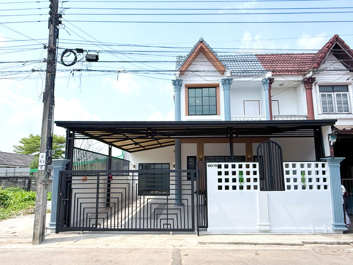 รูป ทาวน์เฮ้าส์ หลังมุม รีโนเวทใหม่ ทำเลดี หมู่บ้าน เหมชาติ  ซ.เลียบวารี 59  ถ.เลียบวารี โคกแฝด หนองจอก เฟอร์นิเจอร์สวยๆ - รูปที่ 1/31