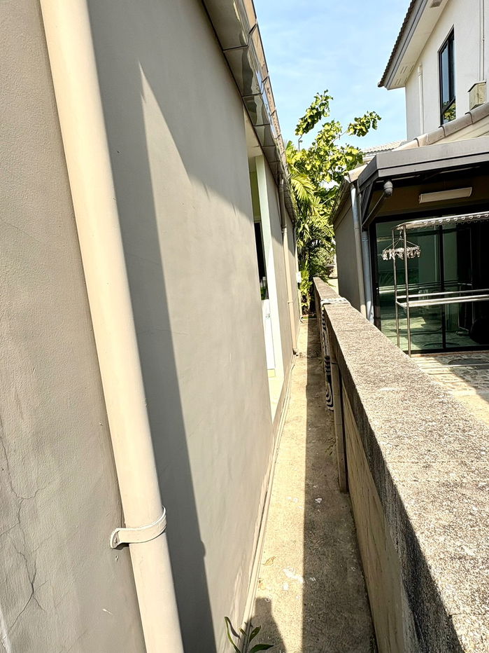 รูป ขายบ้าน 50ตรว 4นอน 3น้ำ ทำเลติดสระว่ายน้ำโครงการ - รูปที่ 34/36