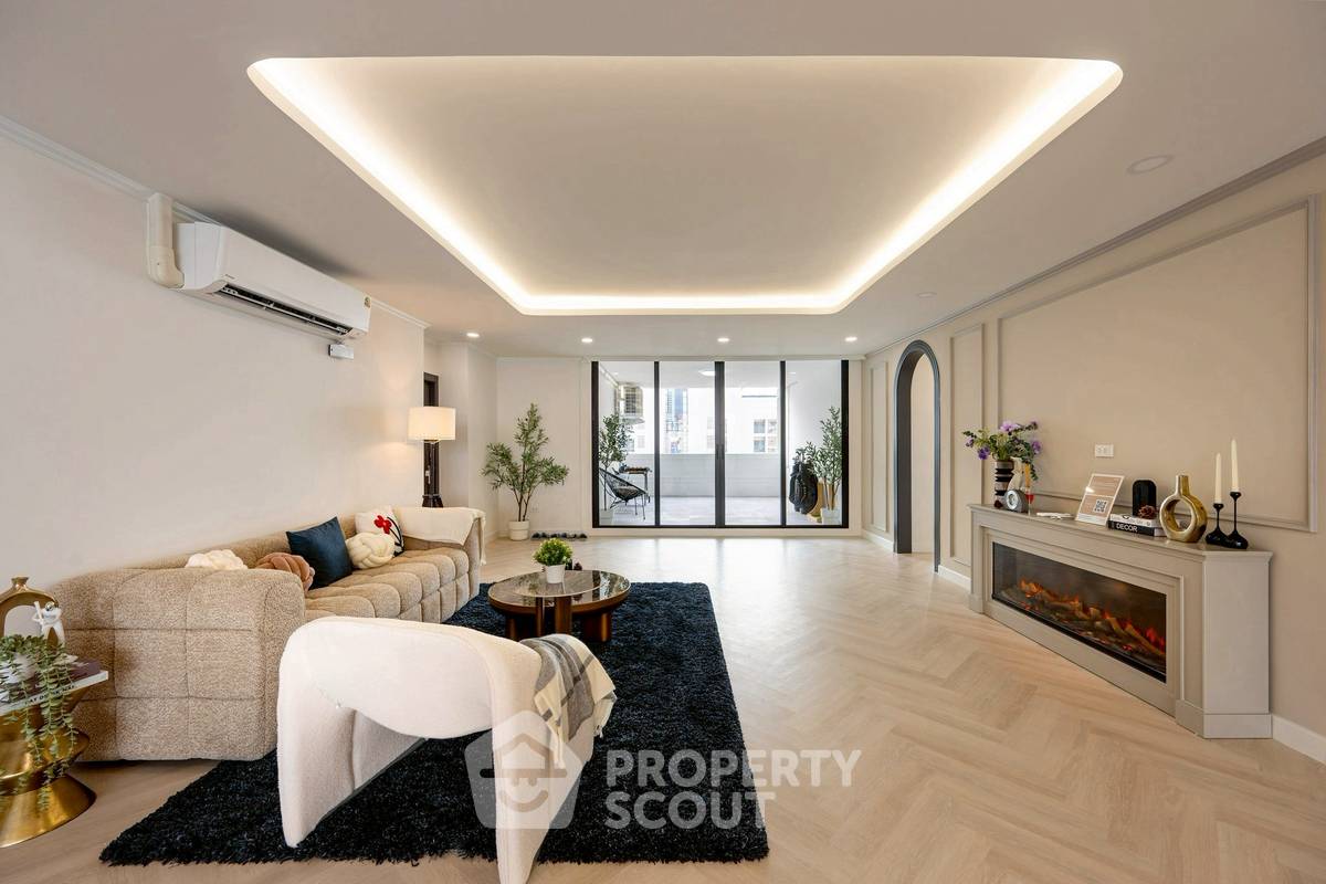 รูป คอนโด 3-ห้องนอน ที่ แกรนด์ วิลล์ เฮาส์ 2 ใกล้ MRT สุขุมวิท (ID 2621208) - รูปที่ 2/13