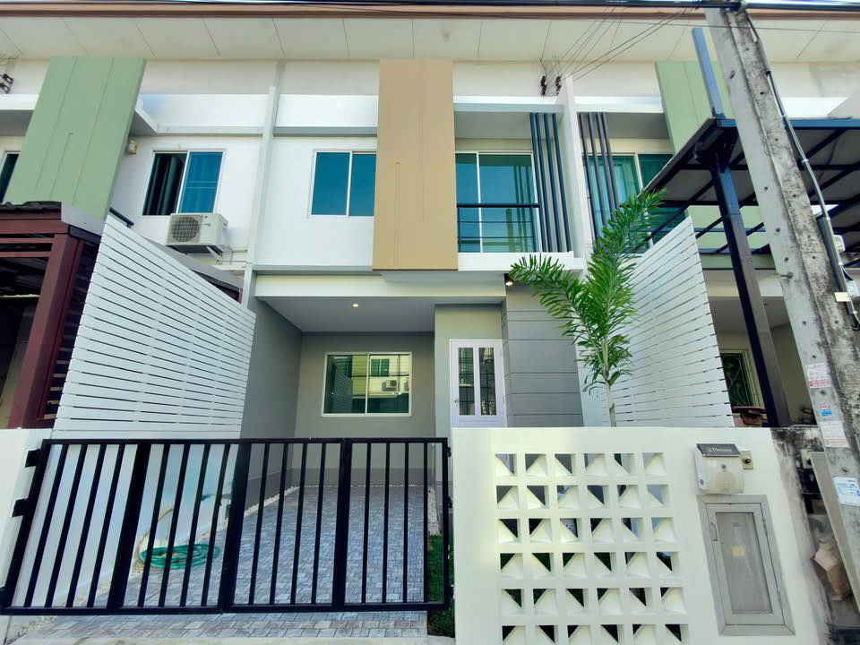 รูป ขายทาวน์โฮม 2 ชั้น เนอวานา คัฟเวอร์ อ่อนนุช 65 - รูปที่ 1/20