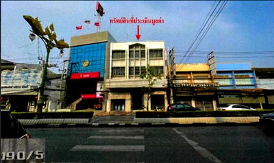Shophouses for sale Kanchanaburi : FOR SALE  COMMERCIAL BUILDING PROPERTY  15088000 BAHT.