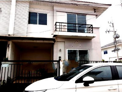 ทาวน์โฮม เมืองสมุทรสาคร สมุทรสาคร : K02813 ขายทาวน์เฮ้าส์ หมู่บ้านวีมิกซ์ 2 อำเภอเมืองสมุทรสาคร