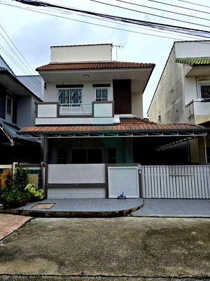 ขายบ้านเดี่ยว : 📌 ขายบ้านแฝด โครงการ บ้านพล วัชรพล 2 ชั้น 4 ห้องนอน 3 ห้องน้ำ