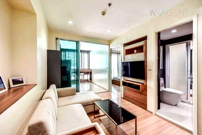 Condos for sale : For Sell Condo RHYTHM PHAHOL - ARI Building 1, Floor 49,1 bed room, Room size 45 sqm