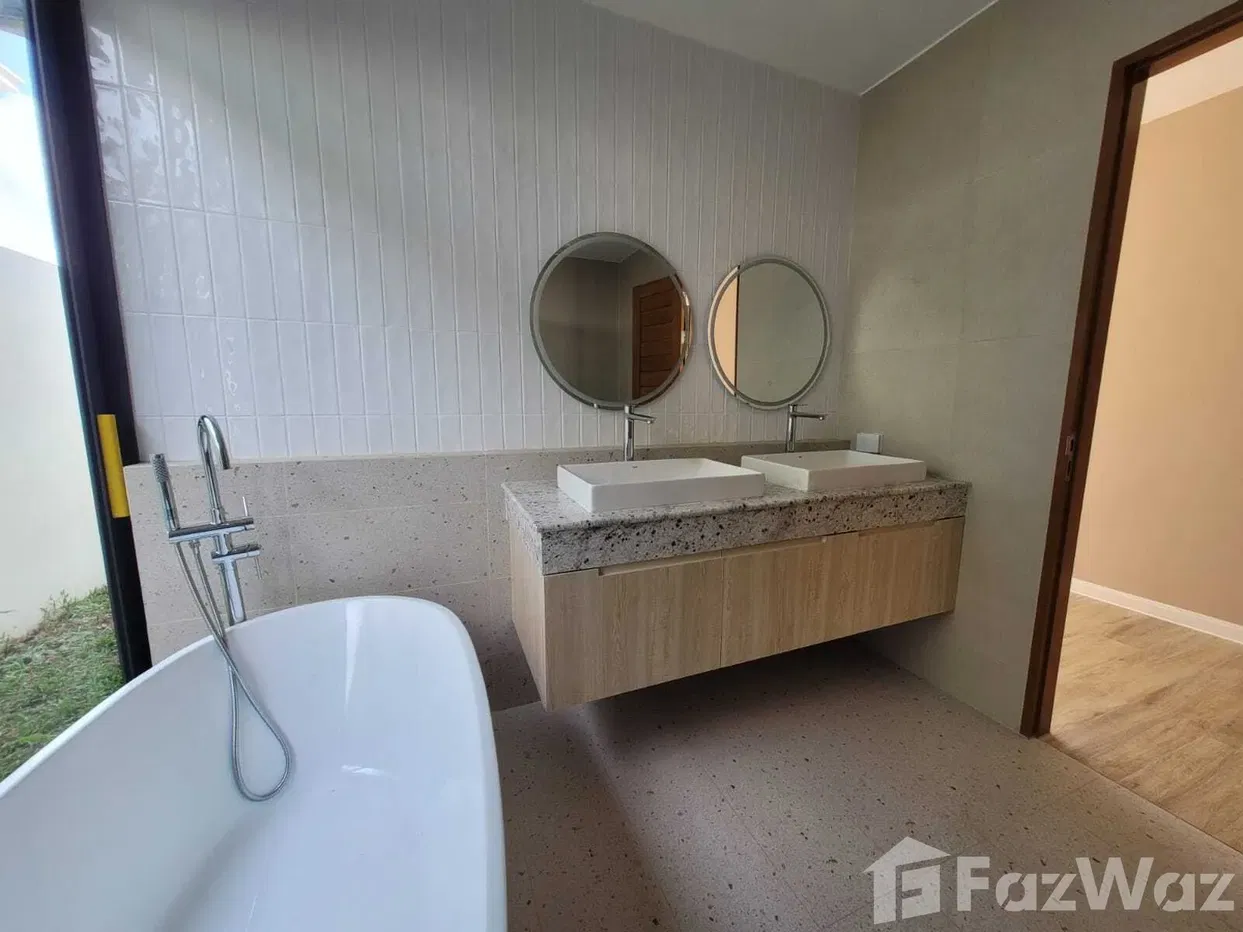 picture Comfortable 3 Bedrooms Poll Villa with Garden - Freehold 6026829 - 17/21