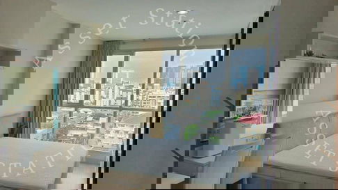 🚅✨ Urgent vacancy! Great price at Life@Ladprao 18 🚄 Convenient transportation, close to MRT Lat Phrao Station