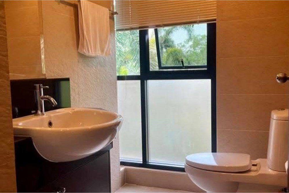 รูป [920471004-1159] วิลล่าพร้อมสระว่ายน้ำ 4 ห้องนอน ในโครงการ The Village Horseshoe Point - รูปที่ 18/19