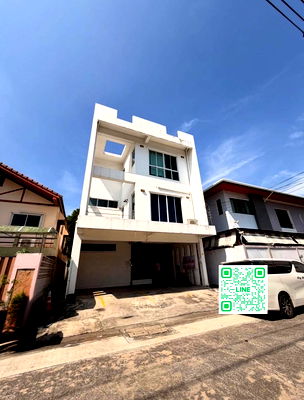 เช่าโฮมออฟฟิศ สถานเอกอัครราชทูตเกาหลี  : ให้เช่า Home Office พระราม 9 – RCA อาคาร 3 ชั้น ดาดฟ้า พื้นที่ใหญ่ ทำงานและอยู่อาศัยได้ในที่เดียวทำเลศักยภาพ ใจกลางเมือง ใกล้ RCA / Central พระราม 9