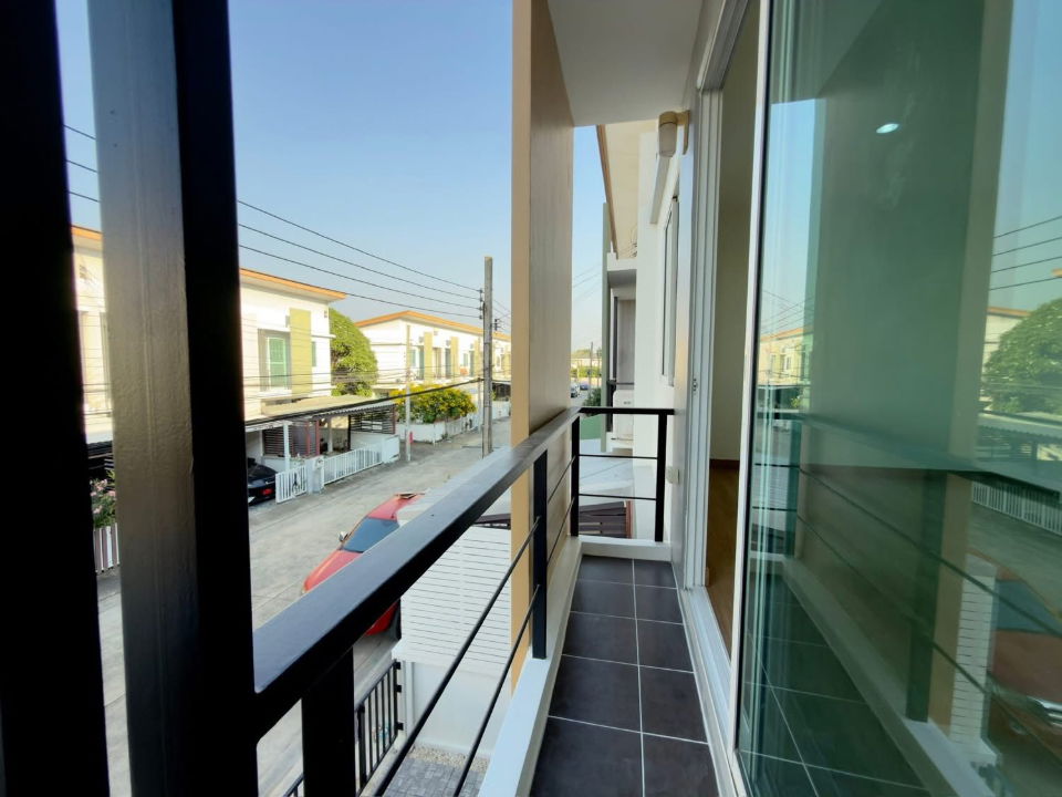 รูป ขายทาวน์โฮม 2 ชั้น เนอวานา คัฟเวอร์ อ่อนนุช 65 - รูปที่ 14/20