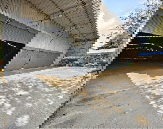 รูป ให้เช่าโกดังพร้อมสำนักงาน ซอยวิภาวดีรังสิต 64 ใกล้ สนามบินดอนเมือง พื้นที่โกดัง 2300 ตารางเมตร รถเทรลเลอร์เข้าออกได้ - รูปที่ 1/14