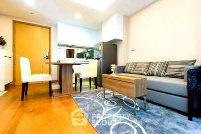 Condos for sale Robinson Ratchadaphisek : 1-BR Condo at Inter Lux Premier Sukhumvit 13 near ARL Makkasan (ID 1994579)