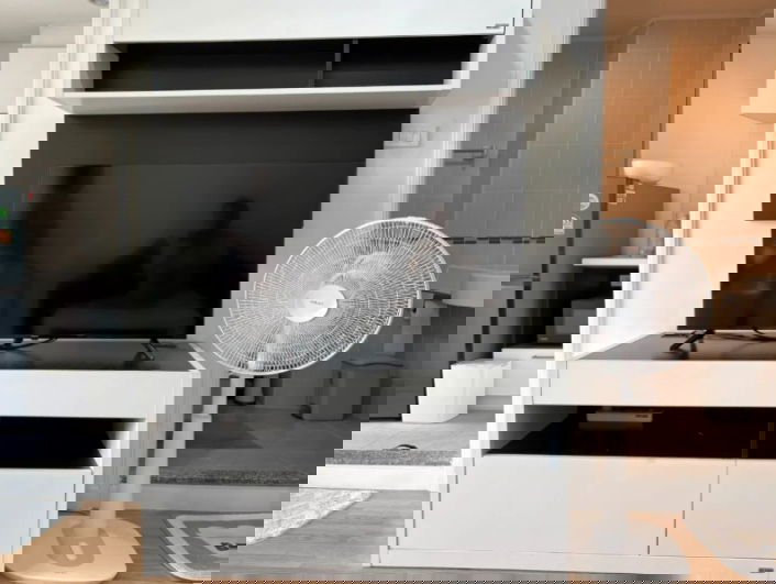 รูป คอนโด ลุมพินี เพลส พระราม 8  ตึกB ชั้น12 แบบ 1 ห้องนอน 35 ตรม. ของครบ เพียง 10,000 บาท เท่านั้น - รูปที่ 3/7