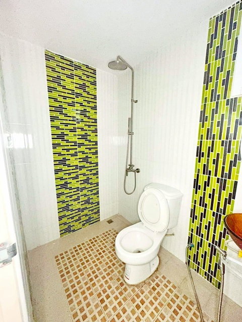 รูป ขายขาดทุน30% ขายบ้านเดี่ยวใหญ่ 2 ชั้น ถูกสุดในโครงการ 45ตร.วา. บางพระ 3 นอน 3 น้ำ รร.อัสสัมชัญ ศรีราชา 2.6 กม. ติดแอร์ทุกห้องนอน - รูปที่ 7/8