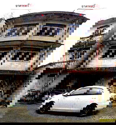 Shophouses for sale วิทยาลัยอาชีวนครปฐม : FOR SALE  COMMERCIAL BUILDING PROPERTY  3960000 BAHT.