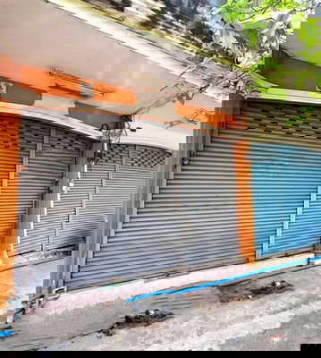 Shophouses for sale Samut Sakhon : FOR SALE  COMMERCIAL BUILDING PROPERTY  2530000 BAHT.