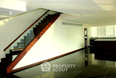 Condos for rent : 3-BR Condo at Le Raffine Jambunuda Sukhumvit 31 near BTS Phrom Phong (ID 510700)