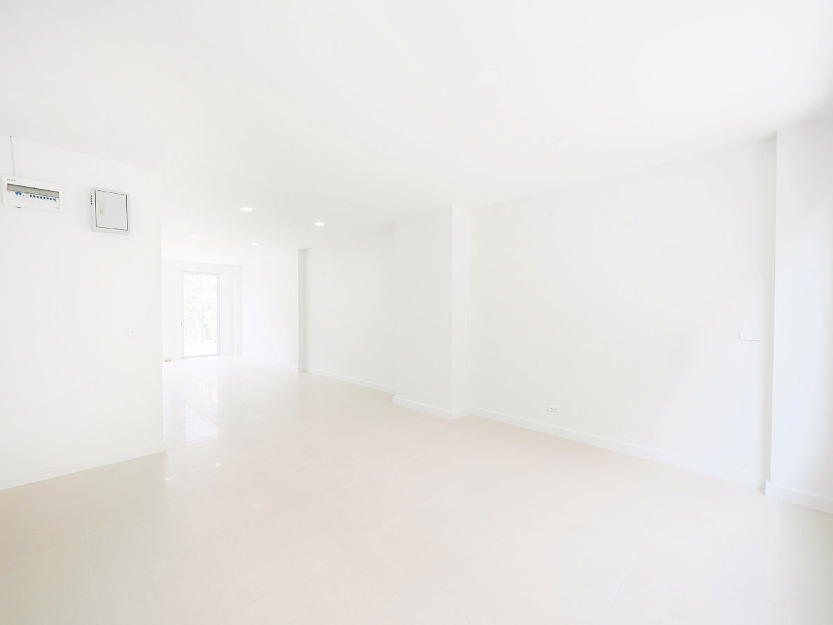 รูป Clearance Sale อาคารพาณิชย์ 3 ชั้น ม.เวนิสดิไอริส ขนาด 31.5 ตร.ว. 3นอน 3น้ำ หลังมุม สิ่งปลูกสร้างสไตล์อิตาลี ต่อเติมเต็มพื้นที่ [วัชรพล – สุขาภิบาล5] - รูปที่ 10/40