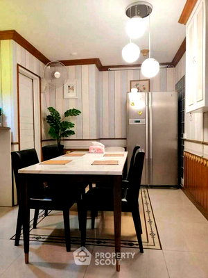 Condos for sale Bangkok University : 3-BR Condo at Richmond Palace Condominium near BTS Phrom Phong (ID 2452517)