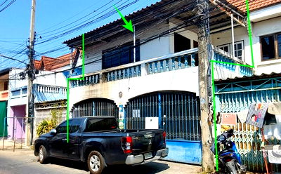 Townhouses for sale Muang Nakhon Sawan Nakhon Sawan : FOR SALE  TOWNHOUSE PROPERTY  2200000 BAHT.