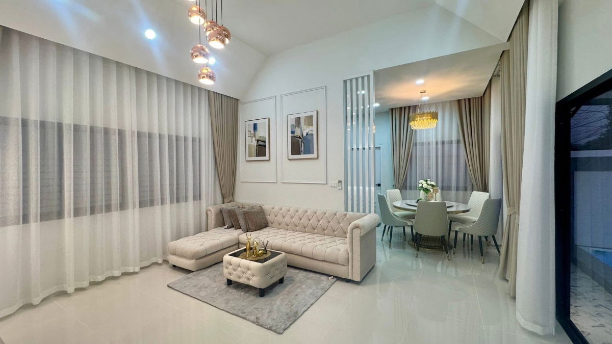 รูป  พูลวิลล่าสร้างใหม่ เมืองพัทยา ซอยสยาม บ้านเดี่ยวสไตล์โมเดิร์น ฟังก์ชันครบ พร้อมสระว่ายน้ำส่วนตัว - รูปที่ 11/20