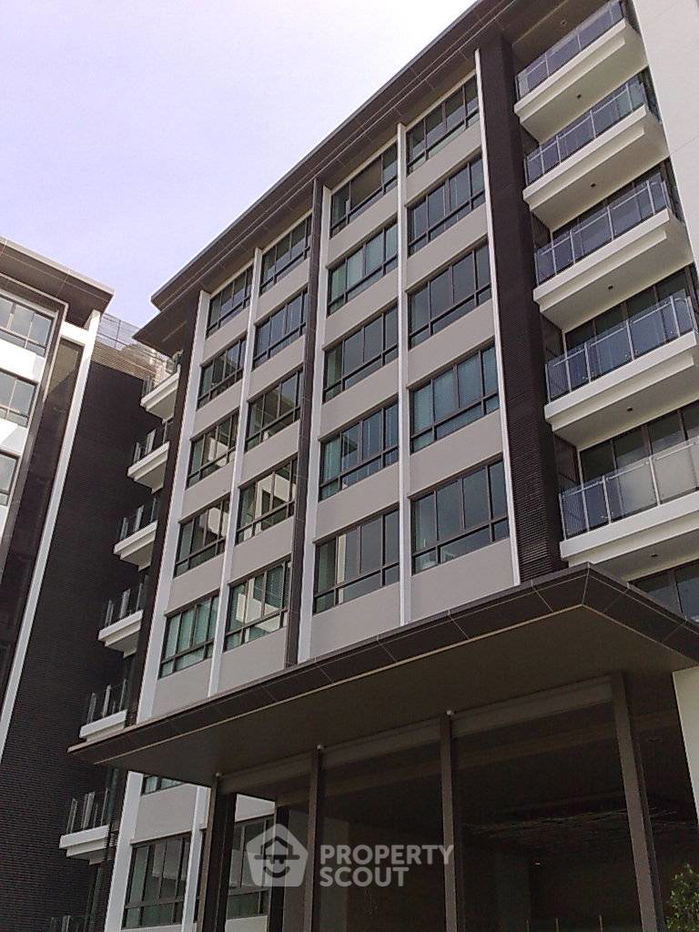 รูป คอนโด 2-ห้องนอน ที่ อิสสระ แอท 42 สุขุมวิท คอนโดมิเนียม ใกล้ BTS เอกมัย (ID 595279) - รูปที่ 1/6