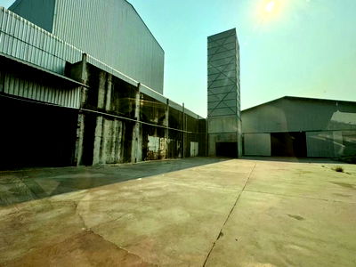 Factory for sale ม.เทคโนโลยีราชมงคลสุวรรณภูมิ ศูนย์สุพรรณบุรี : FOR SALE  WAREHOUSE PROPERTY  105430000 BAHT.