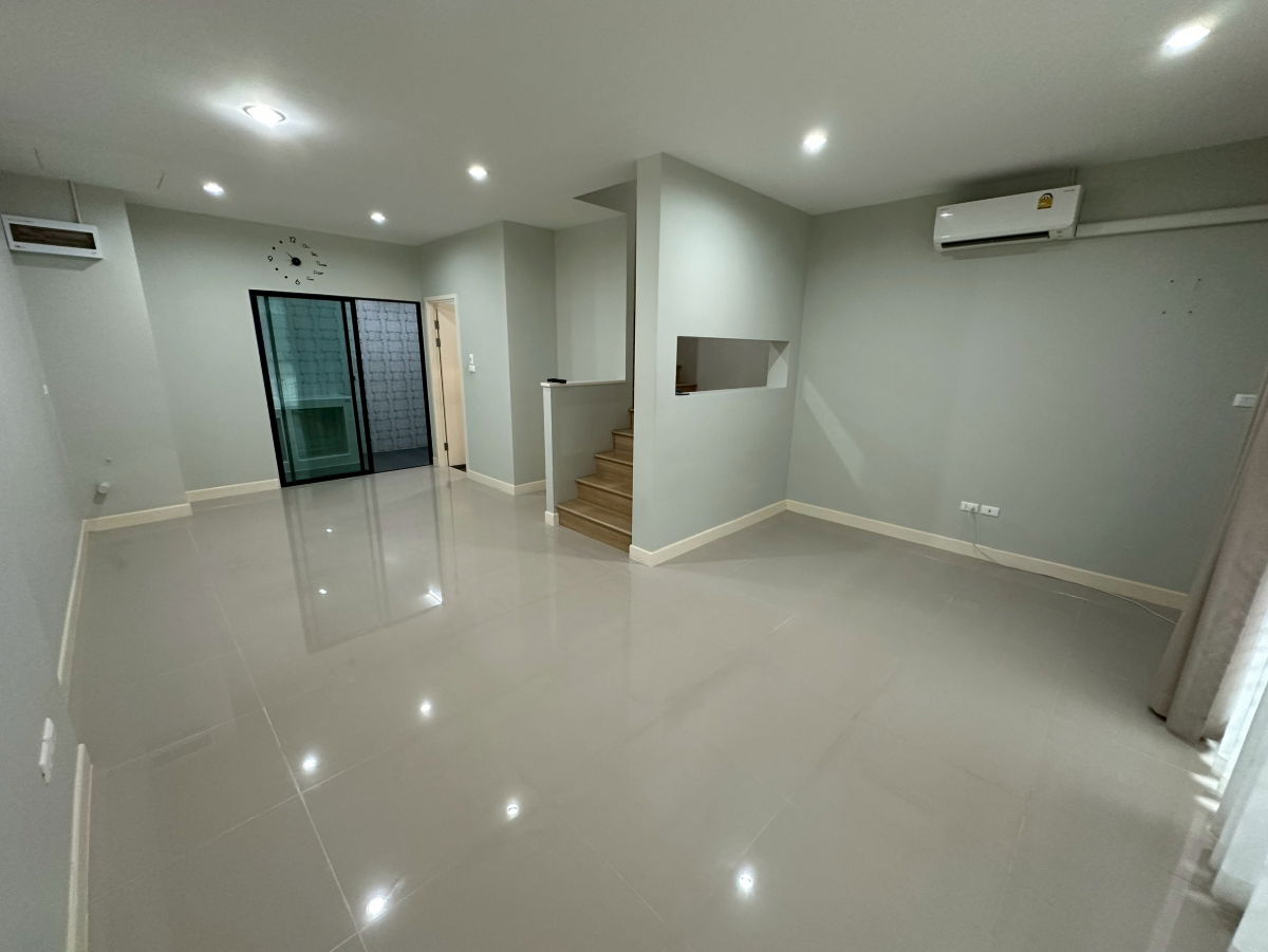 รูป ให้เช่าทาวน์โฮม นลิน อเวนิว 5 รามอินทรา-มีนบุรี Tel.099-998-3897 - รูปที่ 7/36