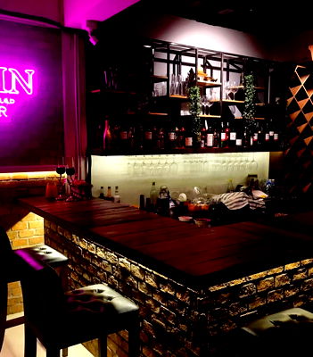 เช่าอาคารพาณิชย์ ฟอร์จูนทาวน์ : ให้เช่าบาร์ลับ (ตึกแถว) **ชั้น 2,3,4 ทางเข้าแยกต่างหากจากชั้น 1