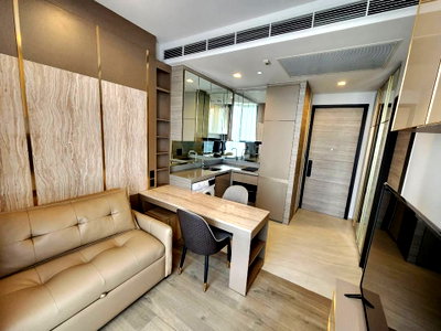 Condos for rent : For rent The Crest Park Residences Ready to move in (DSL1928)