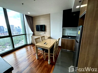 Condos for rent : For rent 2003570