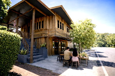 Shophouses for sale Pai Mae Hong Son : Prime retail location in the Wednesday market area 