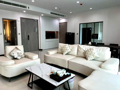 Condos for rent : For Rent Supalai Oriental Sukhumvit 39 (Near BTS PromPong)