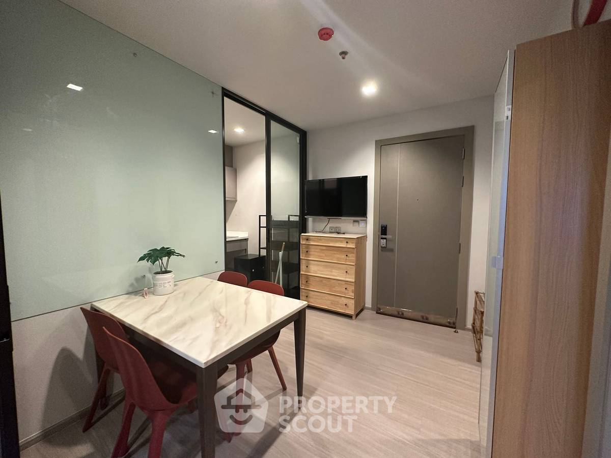 picture 35 Sqm 1-BR High-Floor Condo At Life Asoke - Rama 9, 300m To MRT Phra Ram 9 (ID 2620954) - 10/10