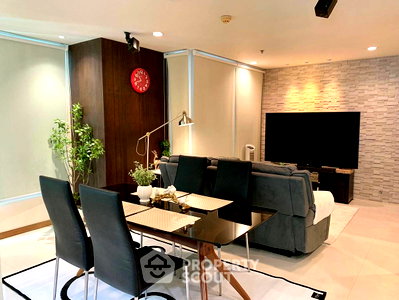 Condos for sale : 2-BR Condo at Sukhumvit Living Town near MRT Phetchaburi (ID 1155643)