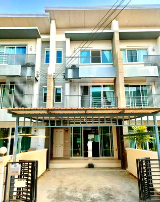 ทาวน์โฮม เขตบางกะปิ : ขาย Townhome 3 ชั้น Town Avenue Rama 9 (แสนสิริ) ทำเลกรุงเทพกรีฑาตัดใหม่ ใกล้รถไฟฟ้า–ทางด่วน–สนามบิน พื้นที่ดินใหญ่ ฟังก์ชันครบ พร้อมอยู่