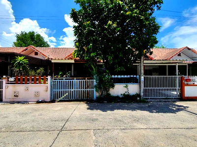 ทาวน์โฮม ระยอง : B13733 ขายทาวน์เฮ้าส์ หมู่บ้านบ้านแพรวดาว ระยอง