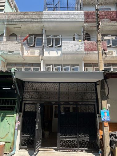 WS6647 🏡 ปล่อยเช่า ทาวน์เฮ้าส์ 4 ชั้น | เจริญนคร 14 ปากซอยติด BTS ตากสิน เพียง 35,000 บาท / เดือน