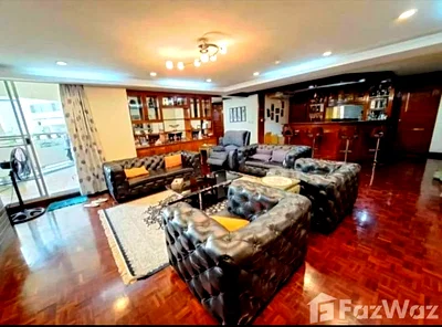 Condos for rent Soi Sukhumvit 71 : 4 Bedroom condo for rent at Tai Ping Towers 2665125