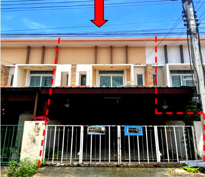 ทาวน์โฮม ลาดหลุมแก้ว ปทุมธานี : K00312 ขายทาวน์เฮาส์ ม.พาร์ควิลเลจ โครงการ 4 ตำบลคลองพระอุดม อำเภอลาดหลุมแก้ว ปทุมธานี