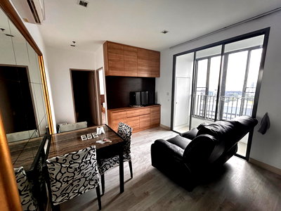 ขายคอนโด : ด่วน! ขายห้อง 2 นอน 1 ห้องน้ำ ขนาด 43 ตรม. 5.1 ล้าน/064-5592492